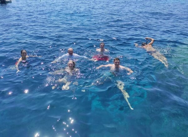 Cagliari: Devils Saddle Boat Tour, 4 Stops and Drinks - Meeting Point and What to Bring