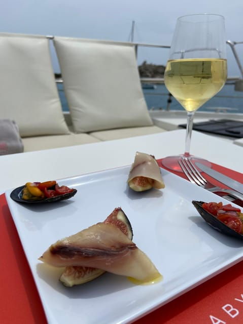 Cagliari: exclusive catamaran tour with chef on board - Good To Know