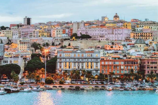 Cagliari: First Discovery Walk and Reading Tour - Requirements for Participants