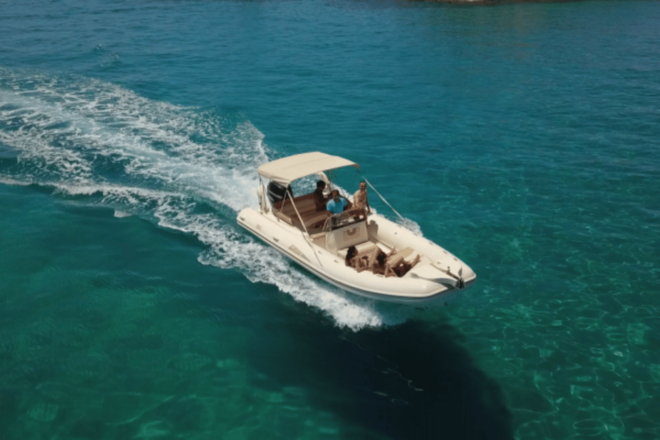 CAGLIARI GULF/DEVIL'S BACKBONE: BOAT EXCURSION LOW SEASON - What to Expect on Board