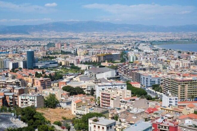 Cagliari : Highlights & Hidden Gems Private Walking Tour - Customer Reviews