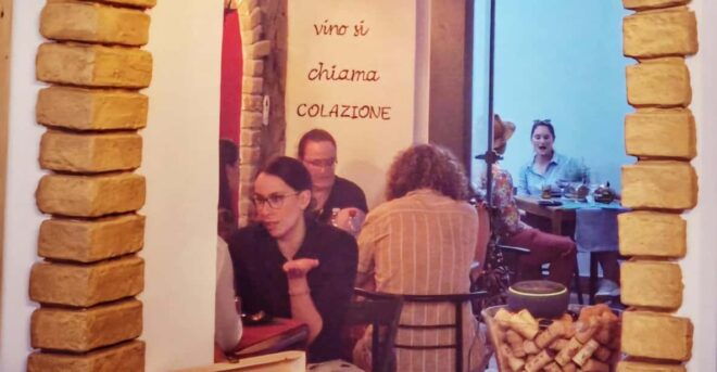 Cagliari Historic Center: Culinary and Wine Tour - Location and Accessibility