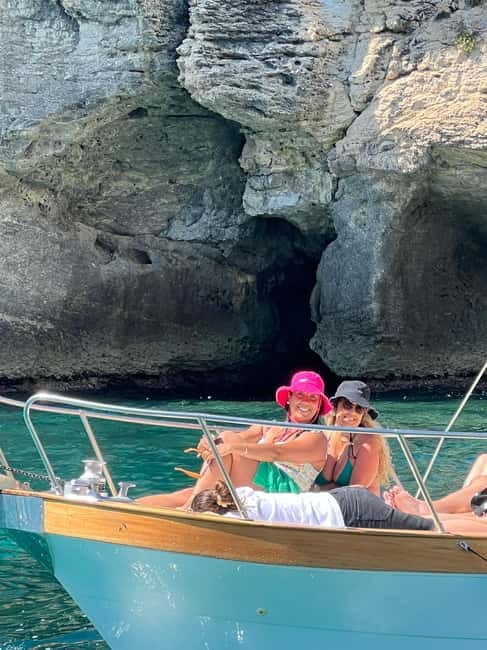 Cagliari la dolce vita escursione in catamarano - Good To Know