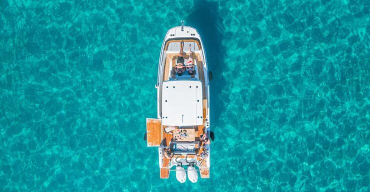 Cagliari: Luxury Motorboat Tour With 3 Swimming Stops - Onboard Amenities