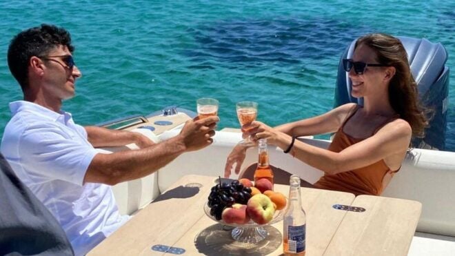 Cagliari: Private Dinghy Trip With Aperitif - Included Services