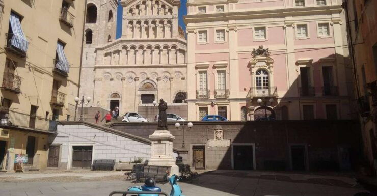 Cagliari: Self-Driven Sightseeing Private Tour by Scooter - Tour Details