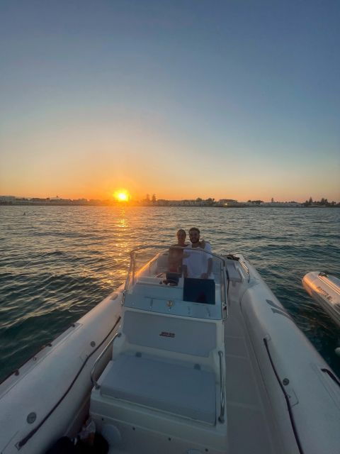 Cagliari: Sunset Snorkeling Tour With Aperitif and Dolphins - Boat Specifications and Comfort