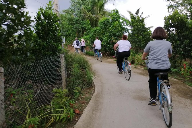 Cai Rang Floating Market and Mekong Delta 1 Day - Local Cuisine and Food Tastings
