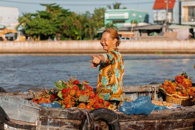 Cai Rang Floating Market Tour & Rural Cycling - The Charm of the Cai Rang Floating Market