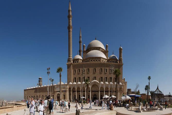 Cairo Citadel & Coptic Church Half-Day Guided Tour - Lunch between the Islamic and Coptic stops