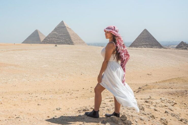 Cairo: Female-Guided Pyramids, Bazaar, and Museum Tour - Tour Duration and Languages Available