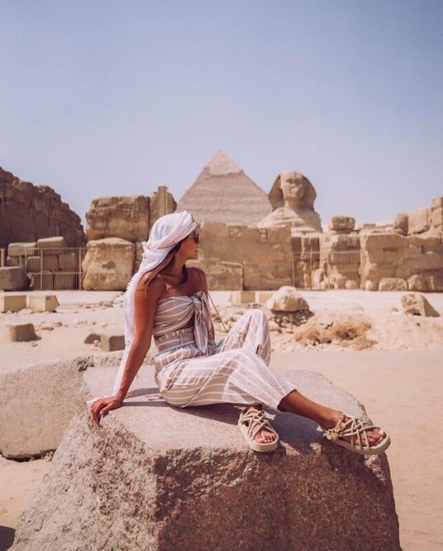 Cairo Giza Pyramids & Egyptian Museum Full-Day Private Tour - Khan El Khalili brings a different kind of stop