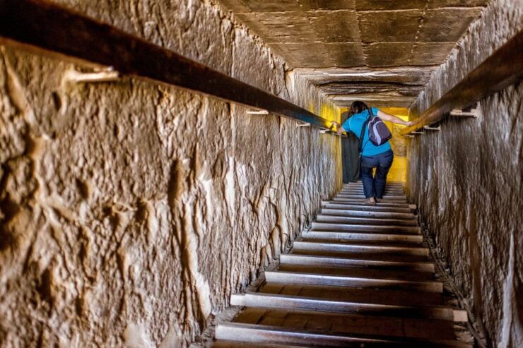 Cairo/Giza: Pyramids, Sphinx, Memphis, and Sakkara Day Tour - Historical Marvels at Giza Plateau