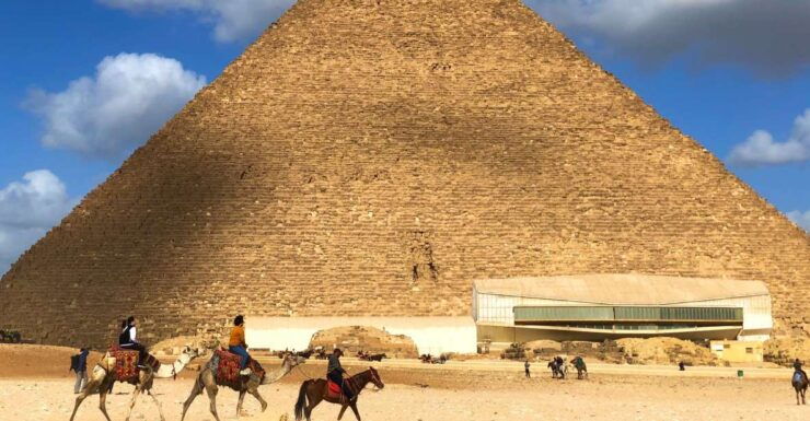 Cairo: Giza Pyramids, Sphinx, Saqqara & Memphis Private Tour - Tour Experience