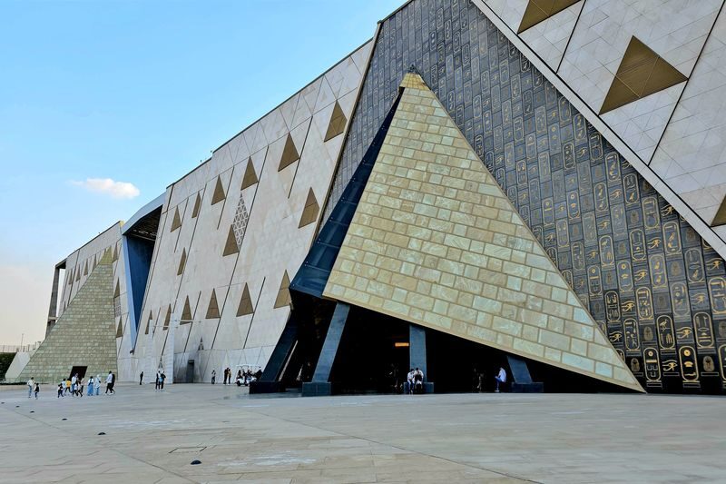 Cairo Grand Egyptian Museum & Giza Pyramids Full-Day Guided Tour - The Great Pyramid and the Giza Plateau