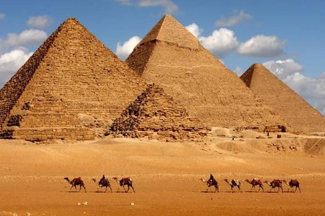 Cairo: Great Pyramids, Sphinx, Valley Temple and Boat Museum - Meeting and Pickup