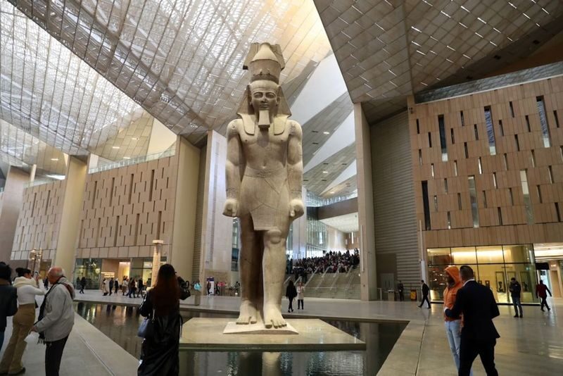 Cairo Luxury Private 2-Day Tour Giza Pyramids, GEM & Alexandria - Day one at Giza, Saqqara and Memphis