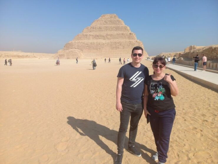 Cairo or Giza: Pyramids, Sakkara & Museum Private Tour - Tour Duration and Flexibility