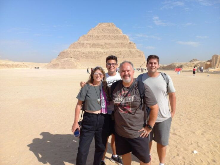 Cairo or Giza: Pyramids, Sakkara & Museum Private Tour - Key Tour Highlights
