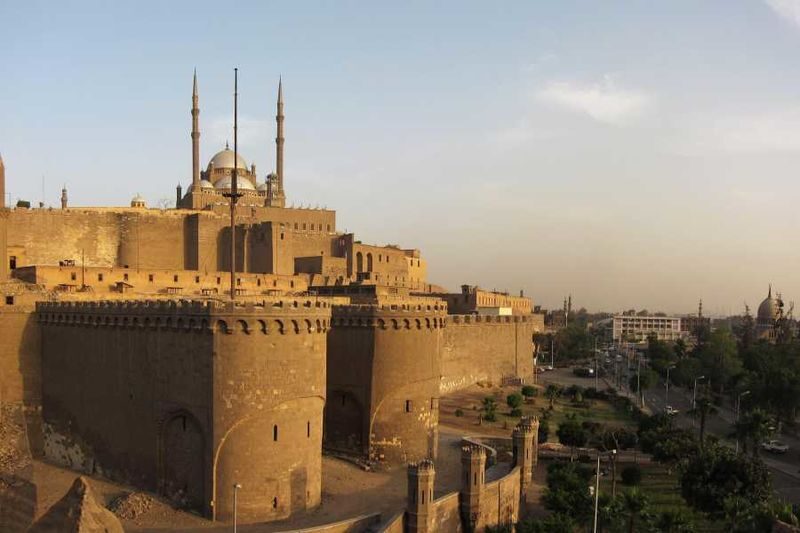 Cairo Tour to National Museum (Mummies), Citadel & Khan Khalili - Choosing a guide language and package