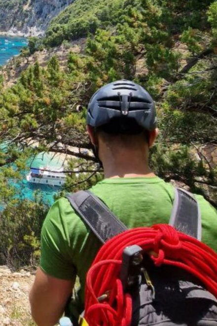 Cala Biriala: Abseiling in the Gulf of Orosei - Technical Aspects of the Activity