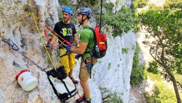 Cala Biriala: Abseiling in the Gulf of Orosei - Safety Guidelines
