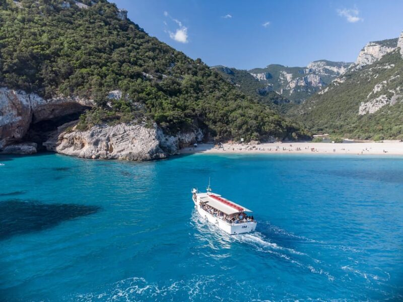 Cala Gonone: Cala Luna and Cala Sisine Boat Tour - An In-Depth Look at the Experience