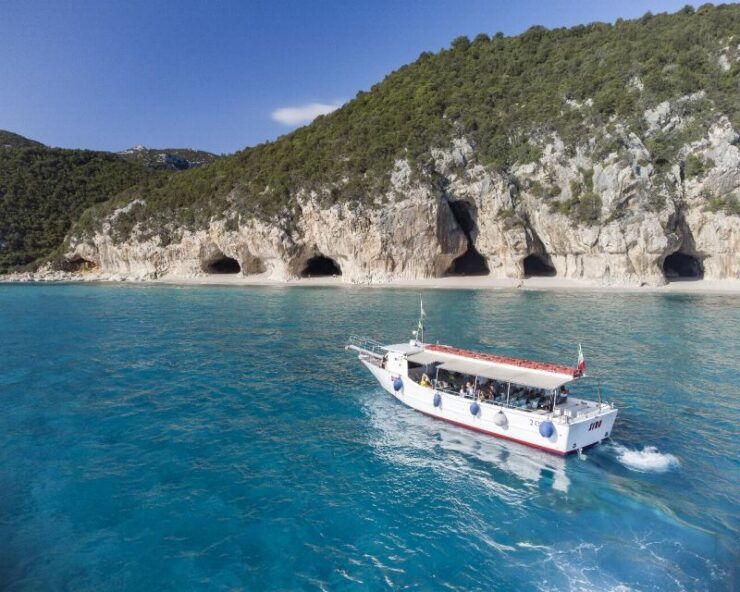 Cala Gonone: Gulf of Orosei Cruise With Food and Swimming - Experience Highlights