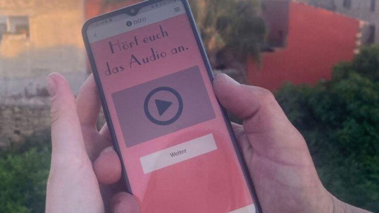 Cala Ratjada: Adventure Walk, Fun Game and Quiz for Couples - Pricing Details for Couples Game