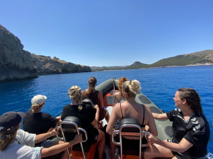Cala Ratjada: Coastal Boat Tour - Description