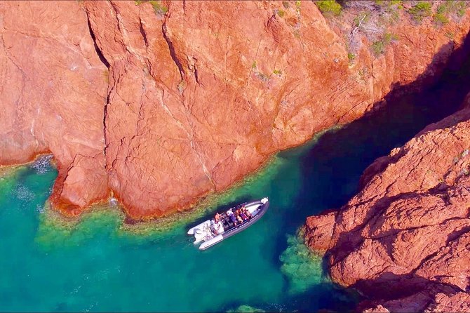 Calanques and Red Rocks - Departure Saint Raphaël - Discover the Stunning Red Rocks