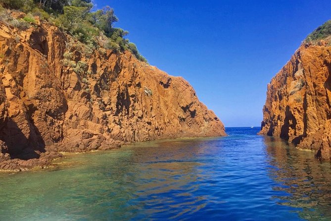 Calanques and Red Rocks - Departure Saint Raphaël - Explore Hidden Caves and Coves