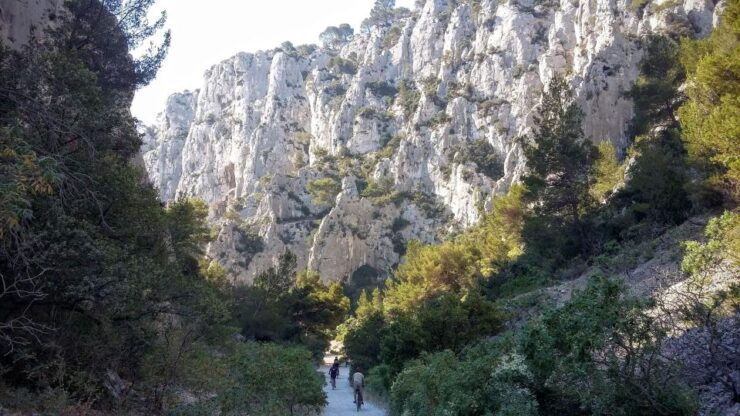 Calanques National Park Integral Crossing by Emtb - Activity Details
