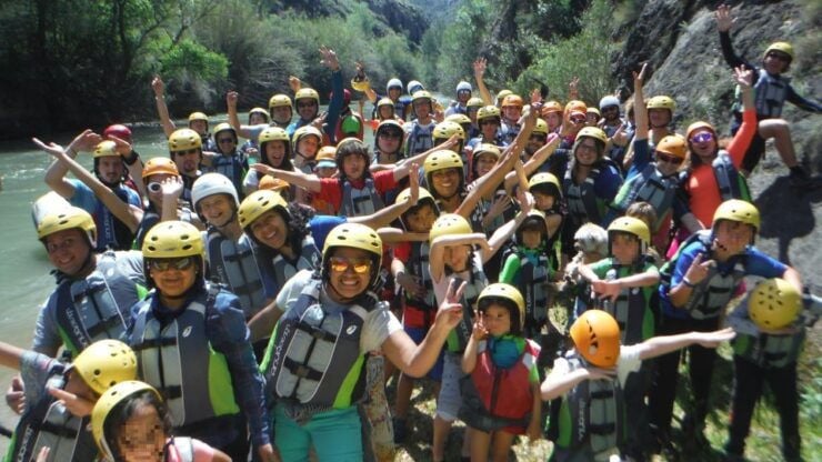 Calasparra: Almadenes Canyon Rafting With Caves and Rock Art - Activity Details