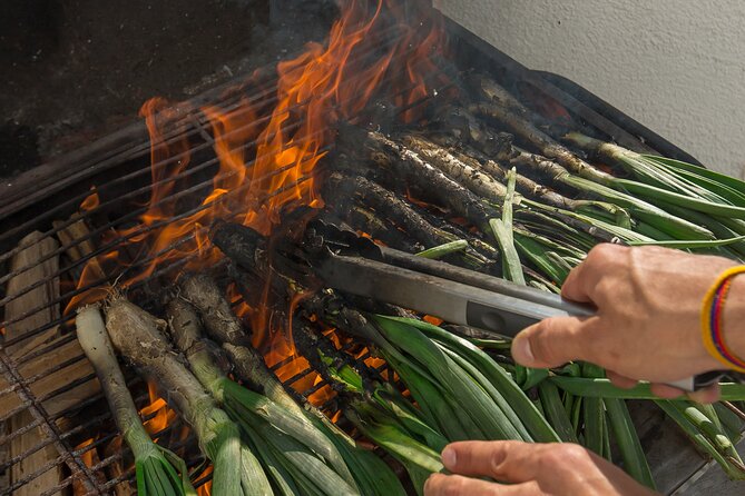 Calçots and Romesco: the Most Typical Catalan Experience - What To Expect Guidelines