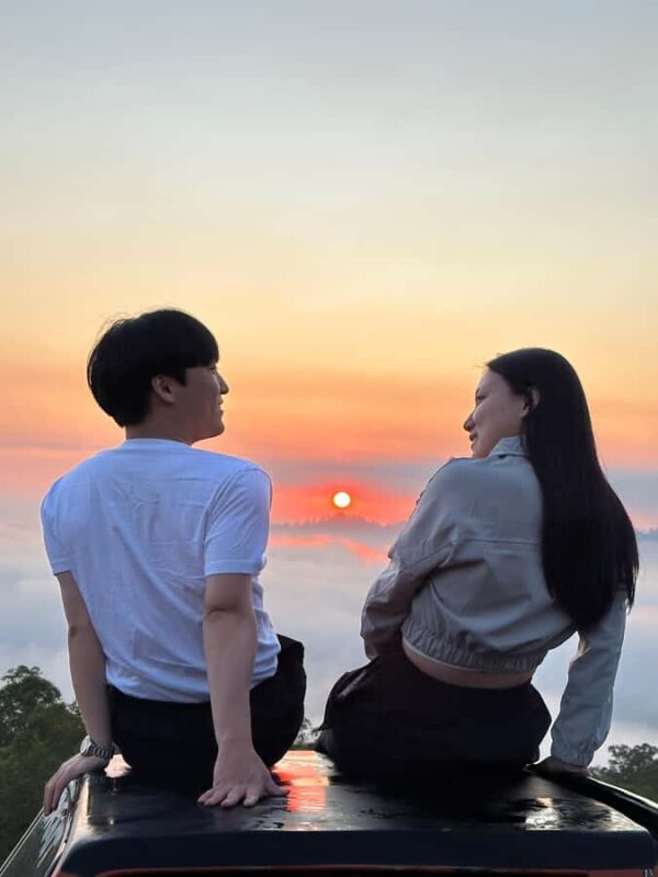 Caldera jeep sunrise with ploating temple - Good To Know