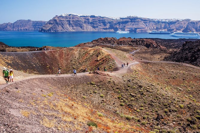 Caldera & Oia Sunset With King Thiras Boat - Explore Nea Kameni Volcano