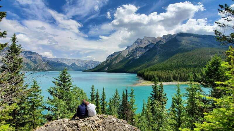 Calgary: 2-Day Banff National Park Highlights Summer Tour - FAQ