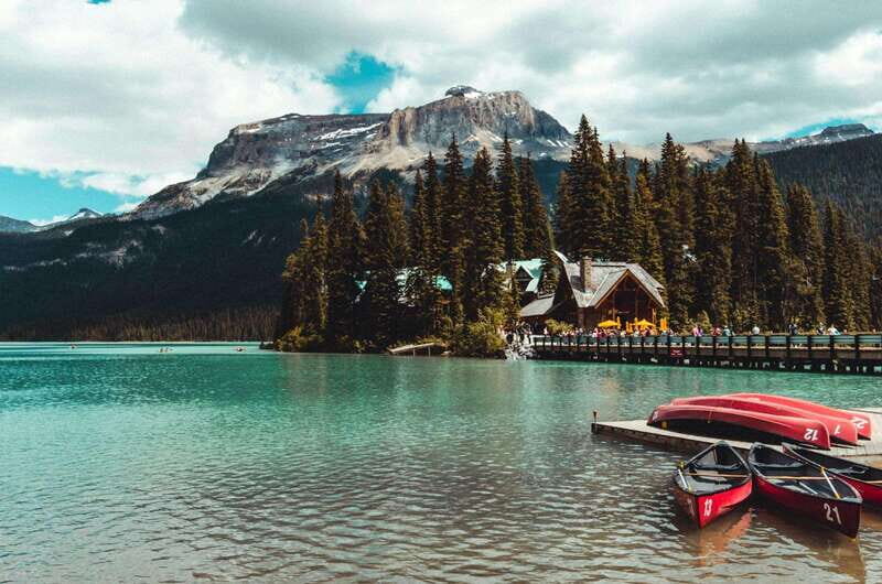 Calgary: 3-Day Lake Louise, Moraine, Emerald, Yoho, Icefield - FAQ