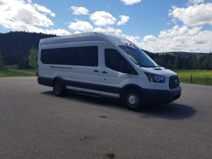 Calgary Airport to Banff - Private Transfer - Vehicle and Comfort Features