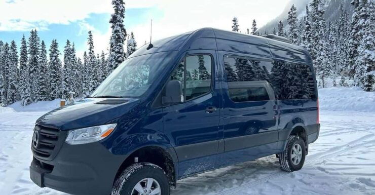 Calgary Airport to Banff | Private Transfer - Eco-Friendly Options