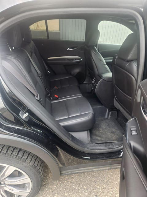 Calgary Airport to Calgary Hotel-Sedan - Booking and Payment