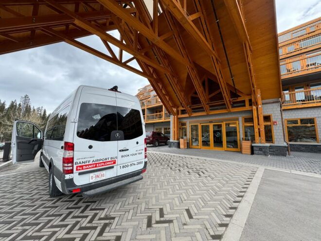 Calgary Airport to Canmore | Private Transfer - Booking Process and Flexibility