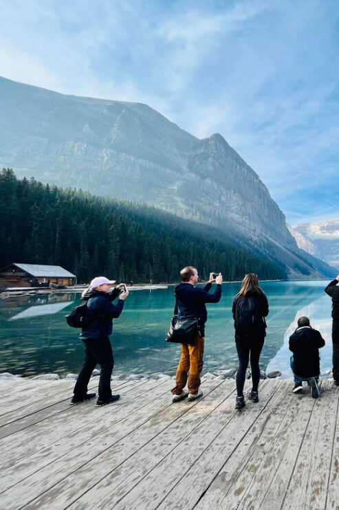 Calgary/Banff: Lake Louise, Moraine & Johnston Canyon Trip - Itinerary and Schedule