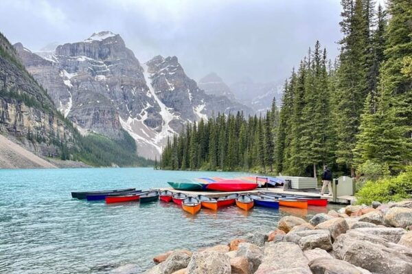 Calgary/Banff: Lake Louise, Moraine & Johnston Canyon Trip - Frequently Asked Questions
