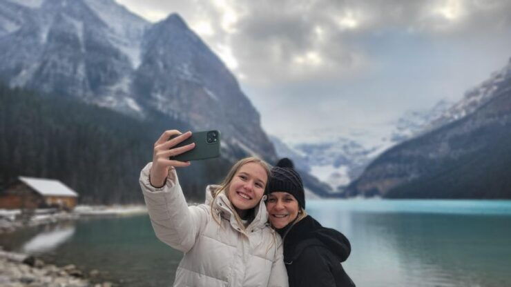 Calgary: Glaciers, Mountains, Lakes, Canmore & Banff - Canmores Charming Attractions
