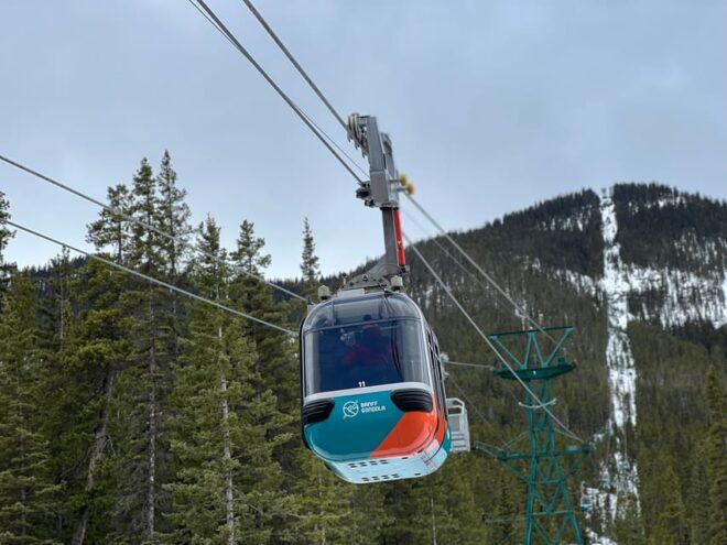 Calgary: Lake Minnewanka, Gondola, Banff, & Hotsprings Tour - Important Information
