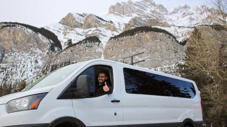 Calgary: Private Transfer to Banff or Canmore - Transportation and Comfort