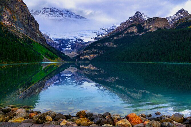 Calgary to Lake Louise and Lake Moraine - Pricing and What You Get