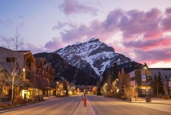 Calgary'S Day Trip: Banff, Johnston Canyon & Lake Louise - Tour Details